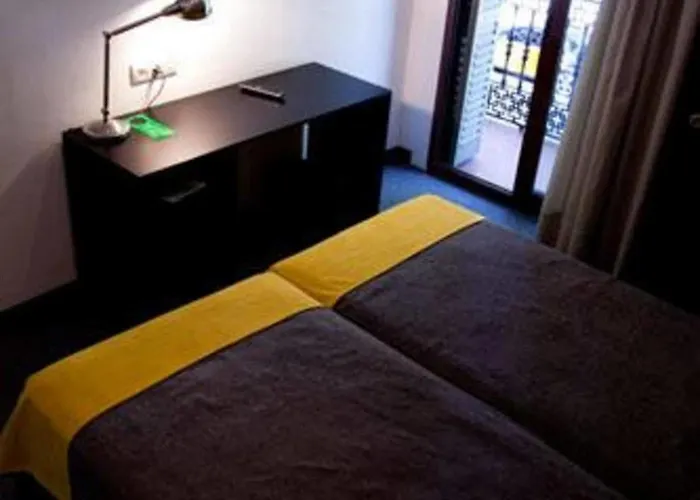 Отель Casa Trafalgar Барселона