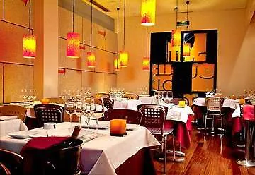 Отель Casa Trafalgar Барселона